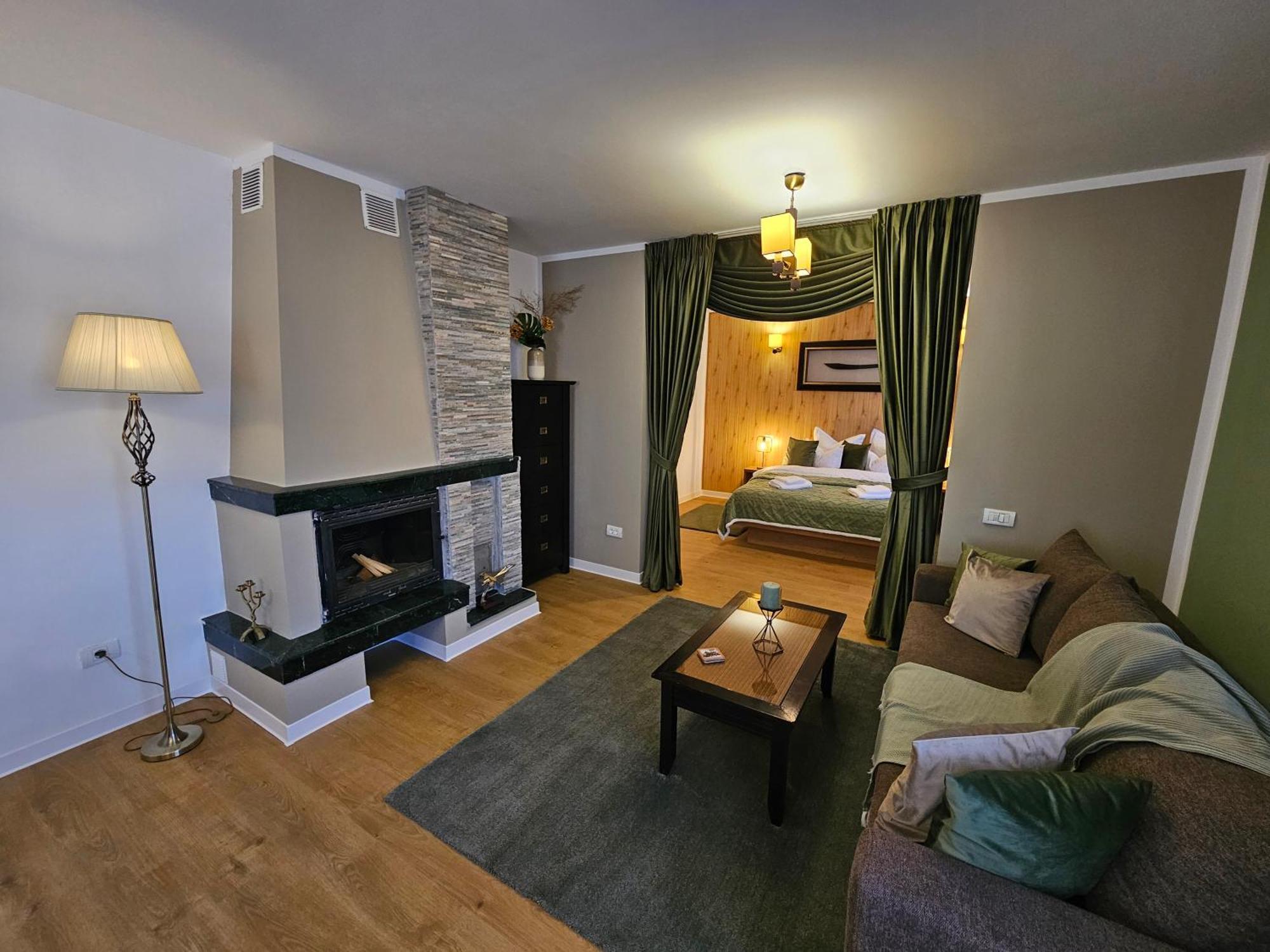 Aristocratic Home Brasov Luaran gambar